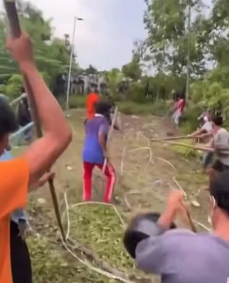 "กัมพูชา" ขว้างท่อนไม้ ปาหิน ยิงหนังสติ๊กใส่ตำรวจ คฝ.ไทยบาดเจ็บ