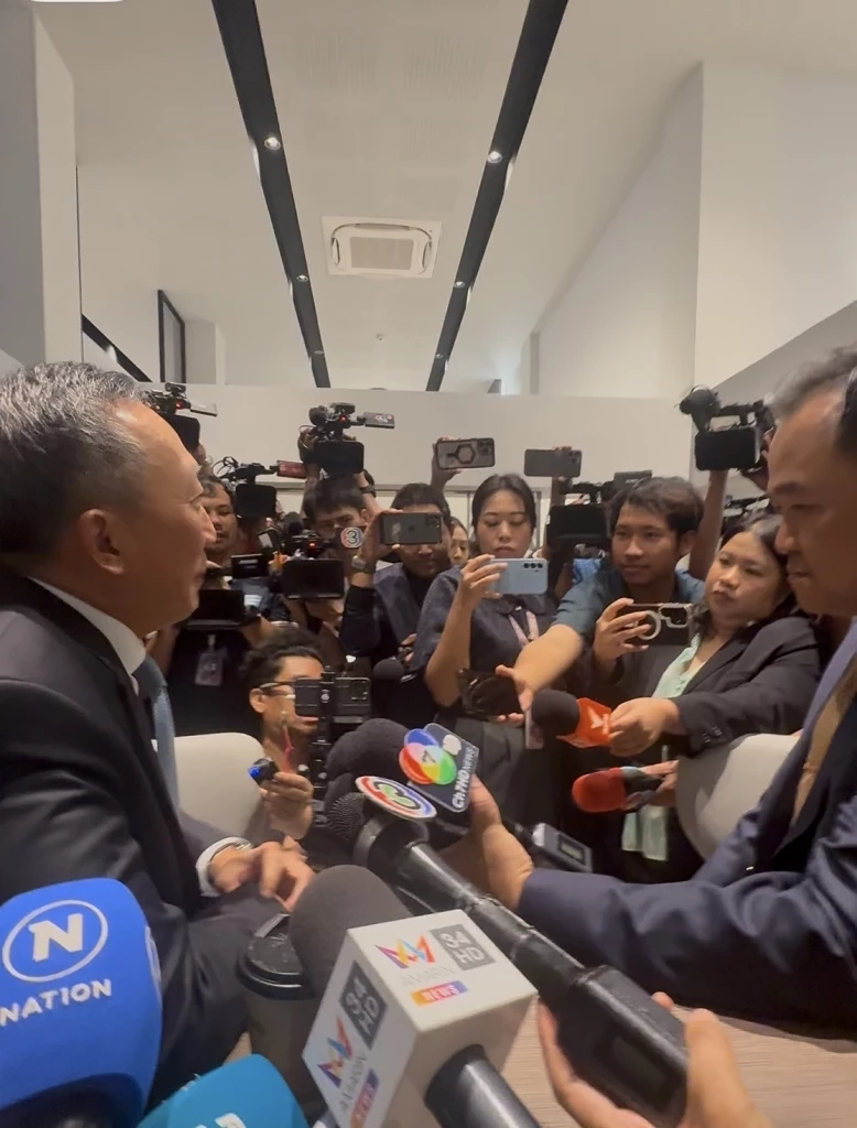 "นายกฯหนู" เปิดตัว "วรภัค ธันยาวงษ์" นั่ง "รมช.คลัง" เผย รู้จักกันมา 30 ปี ไม่เกี่ยงเป็นคนของรัฐบาลเดิม