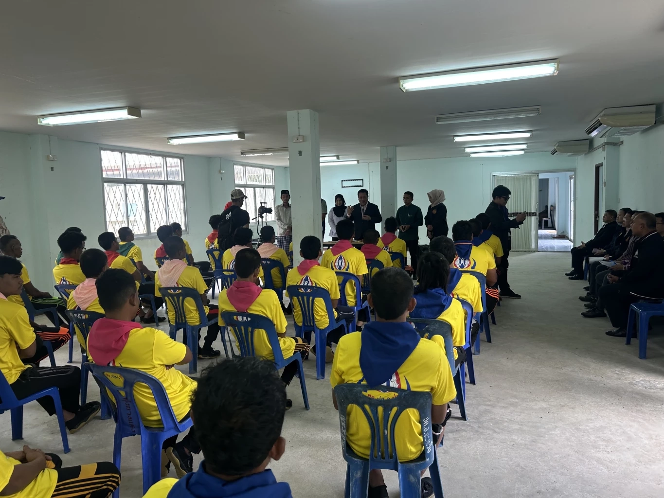 “ทวี” ลุยปัตตานี ติดตามศูนย์ฟื้นฟูสภาพสังคม แก้ปัญหายาเสพติด