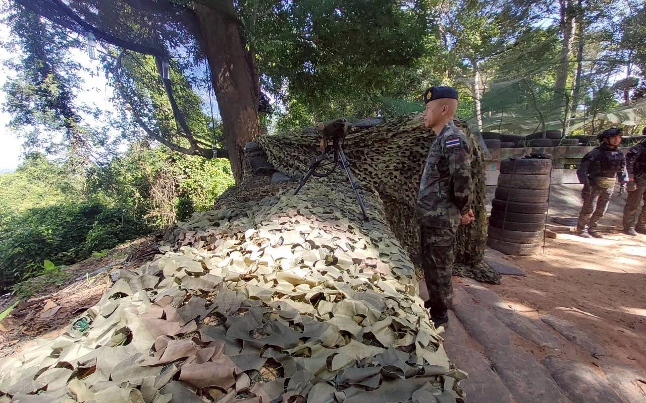 เสริมแกร่ง "ช่องบก-ภูมะเขือ" ขยายระบบไฟฟ้า-ประปา-อินเทอร์เน็ต-ปรับปรุงถนนทางยุทธวิธี