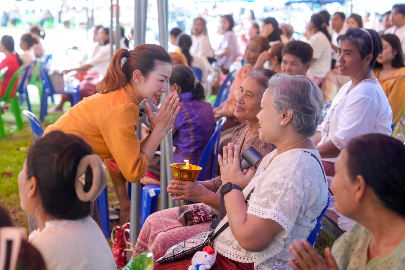 “มนพร” นำทีมเพื่อไทยลุยศรีสะเกษ สู้ศึกเลือกซ่อมให้ ภูริกา สมหมาย