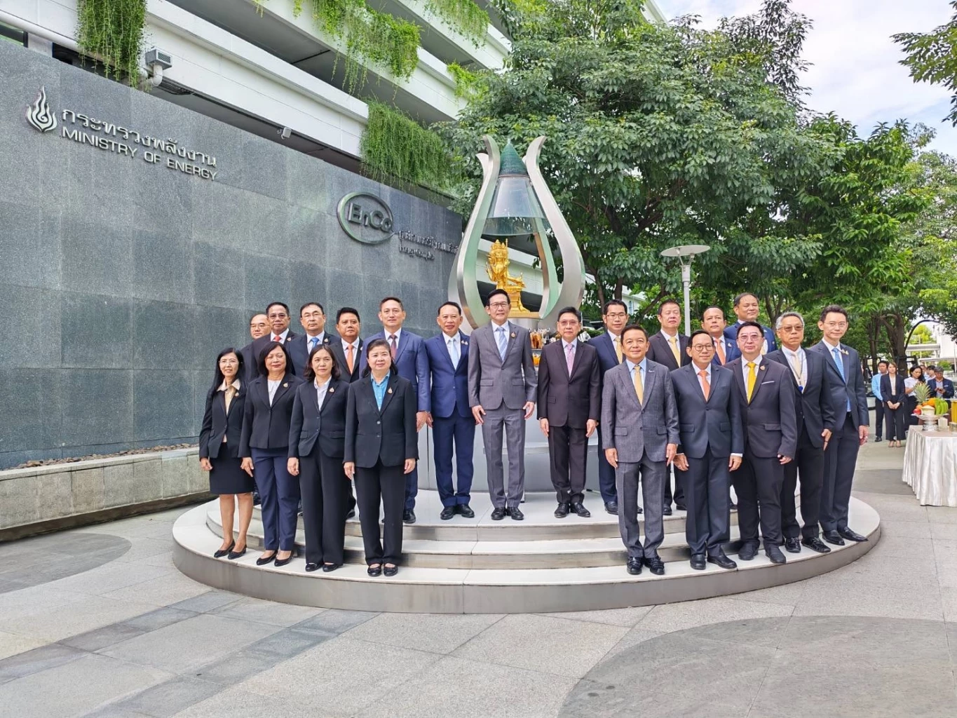 'อรรถพล' เข้ากระทรวงพลังงานวันแรก เร่งนโยบายลดภาระค่าครองชีพ