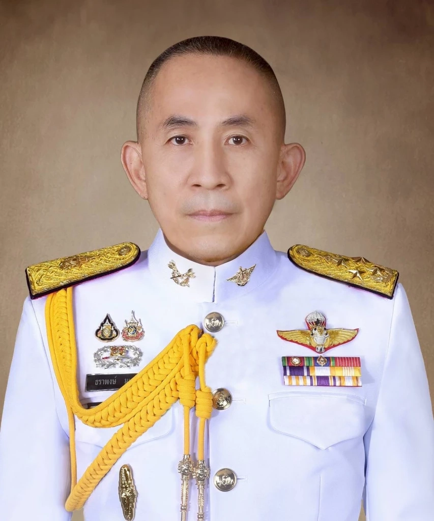 พลเอก ธราพงษ์ มะละคำ