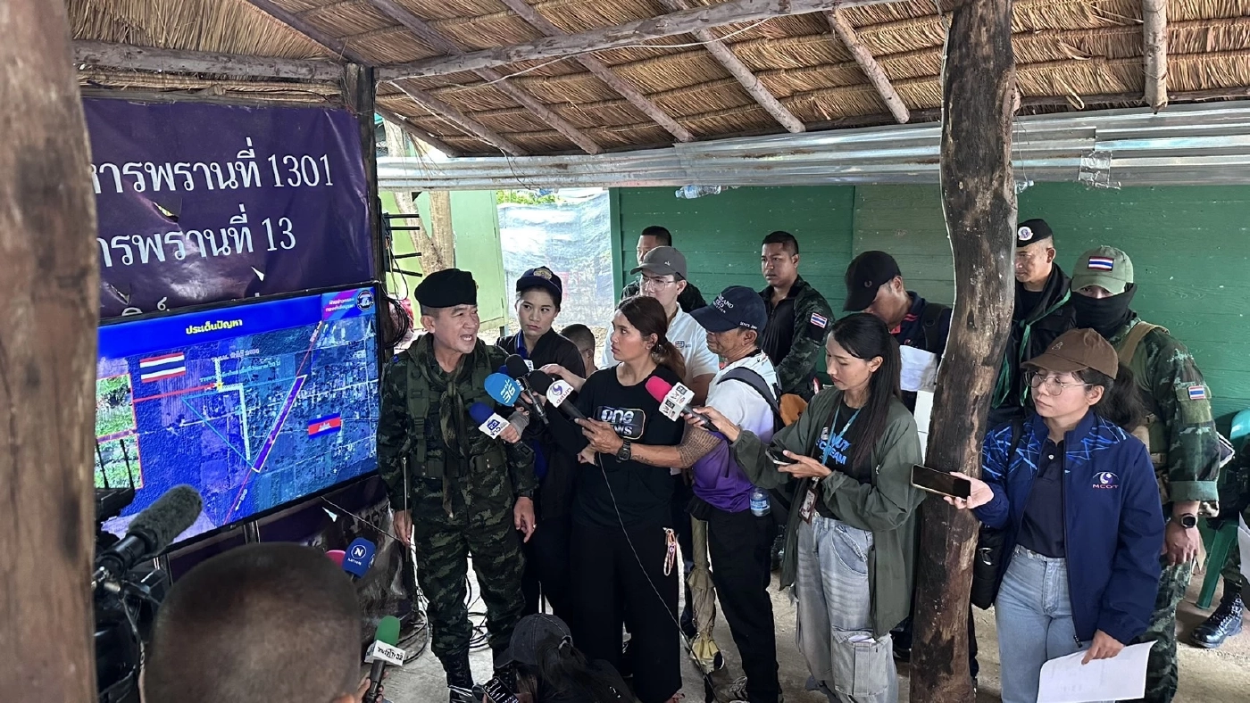 ทหาร ยัน ไม่ใช้กำลังกับ "โล่มนุษย์" ชี้รอ JBC พิจารณาพื้นที่ 25 ไร่