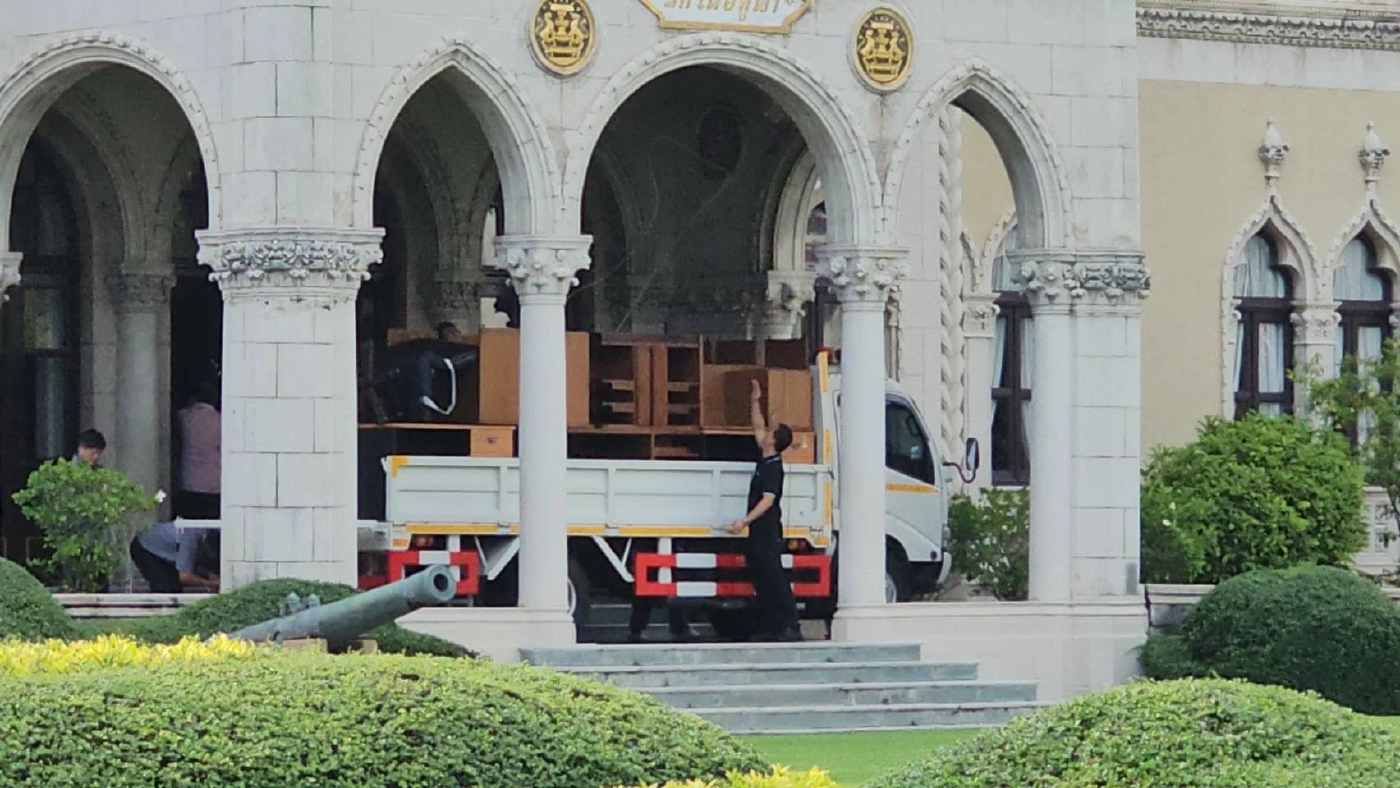 “อนุทิน” ปรับฮวงจุ้ยโต๊ะทำงานบนตึกไทยฯ หันทิศแบบ “ลุงตู่”