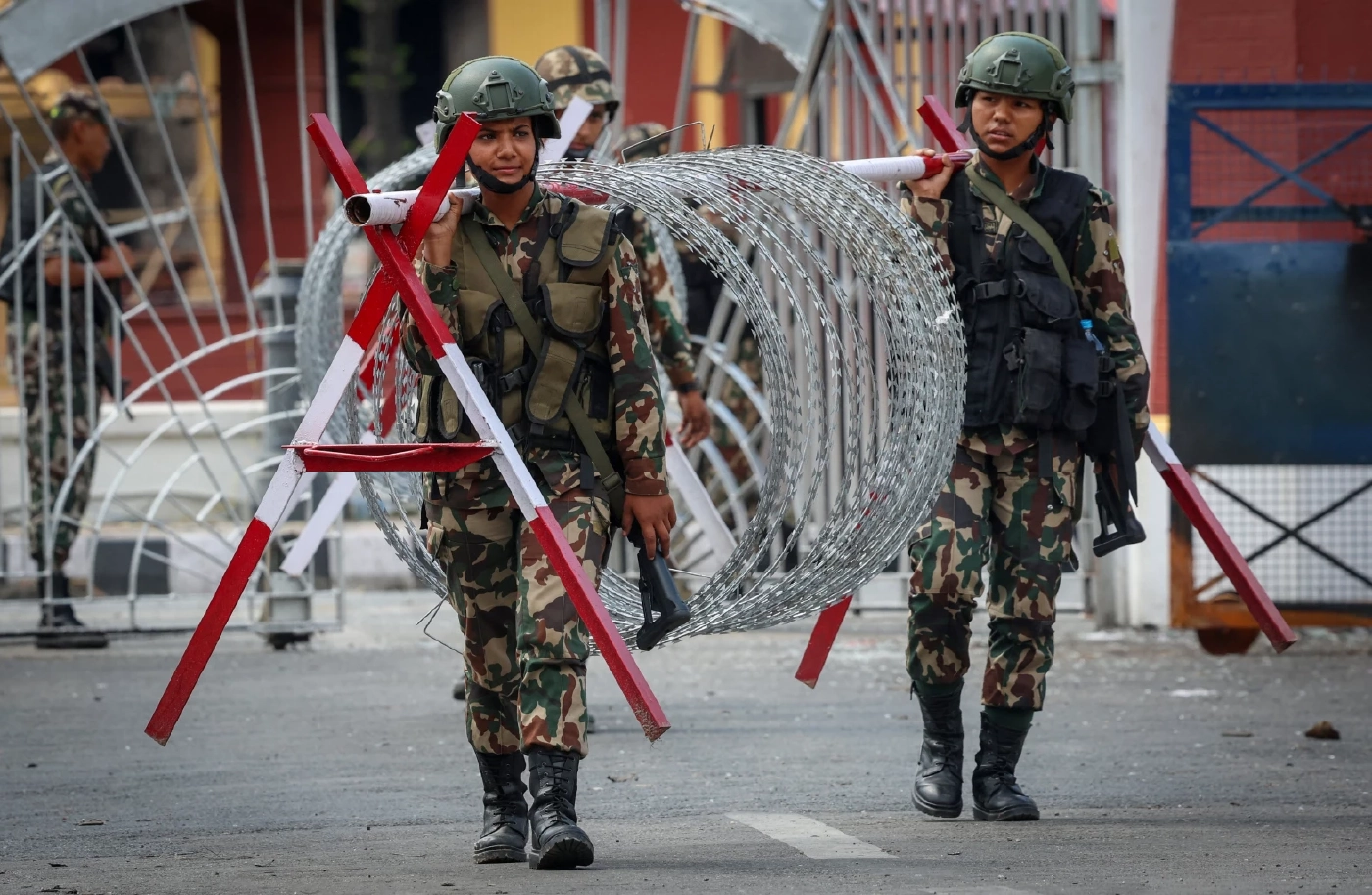 อดีตประธานศาลฎีกาหญิง สาบานตนรับตำแหน่งรักษานายกฯเนปาลคนใหม่