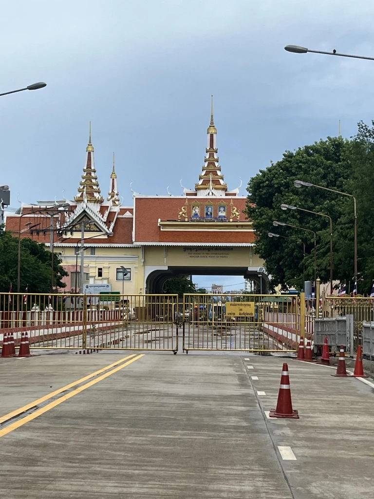 ดราม่าในโซเชียล! ตม.สระแก้ว แจงปม "เปิดด่านคลองลึก"