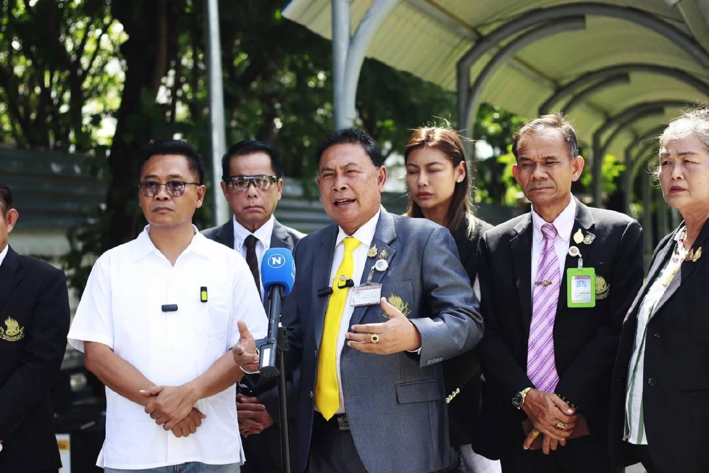 "สส.พรรคดัง" แจ้งความ เอาผิด "ภูมิธรรม" ม.112 หลังพยายามยื่นทูลเกล้าฯ "ยุบสภา"