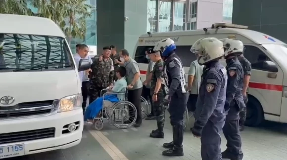 ตามภารกิจ ส่ง 5 ทหารกล้า เหตุไทย-กัมพูชา รักษาต่อ รพ.พระมงกุฎฯ