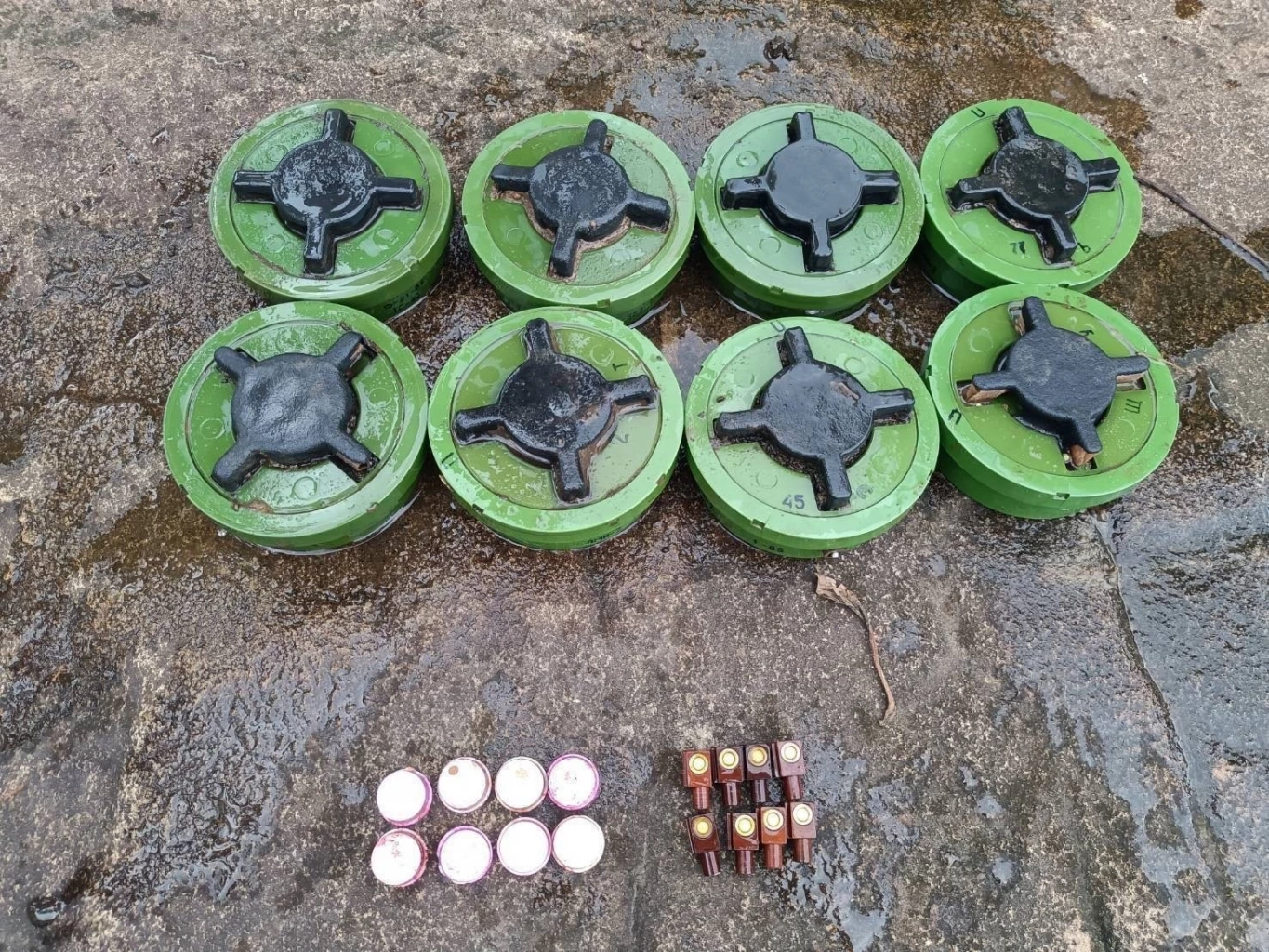 พบอีก ทุ่นระเบิด PMN-2 ที่ "ช่องโดนเอาว์-ฐานปฏิบัติการชนะศึก"