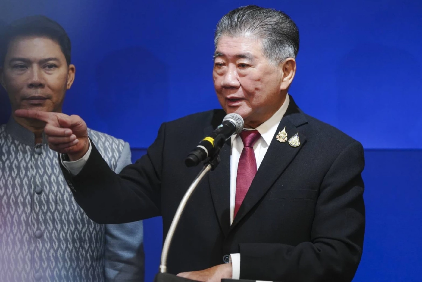 ด่วน! จับตา หลังประชุม ครม. "ภูมิธรรม" อาจประกาศ "ยุบสภา"