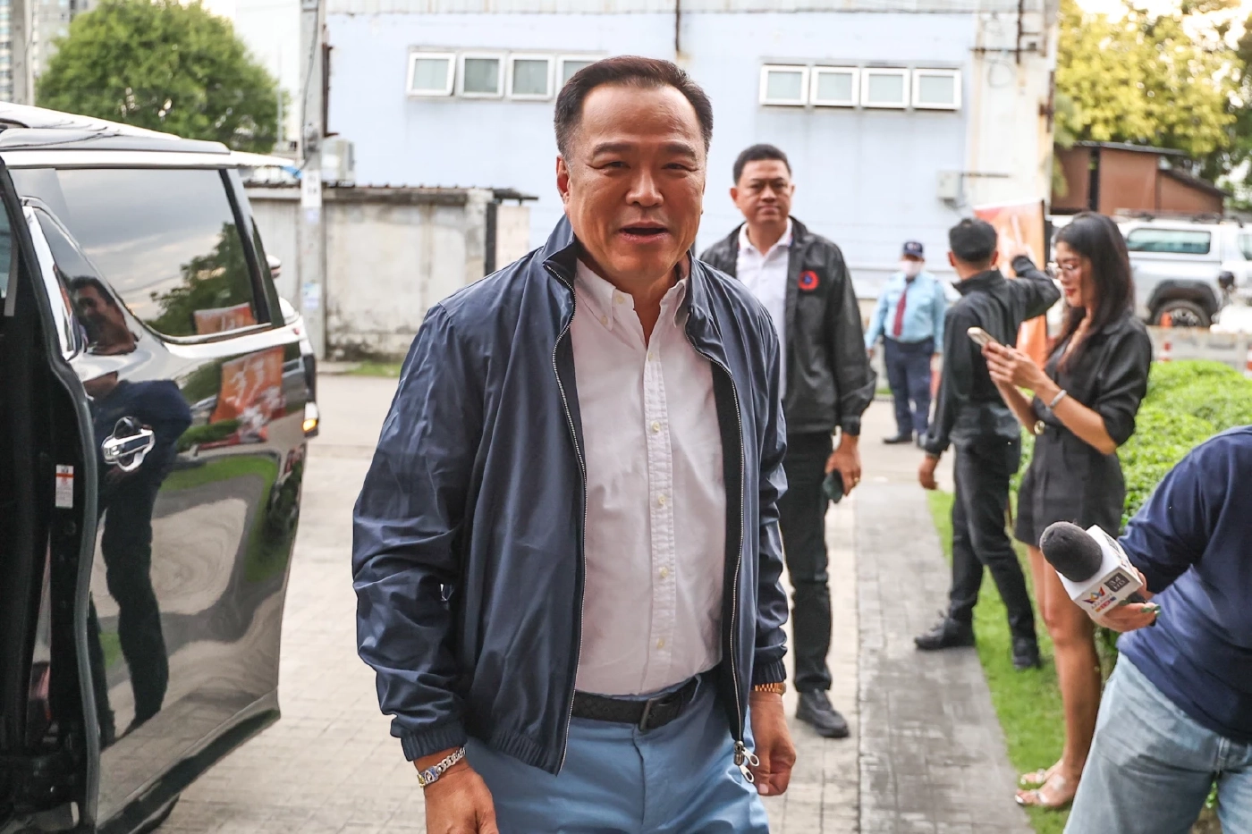 ประวัติ-ผลงาน "อนุทิน ชาญวีรกูล" แคนดิเดตนายกฯ คนที่ 32