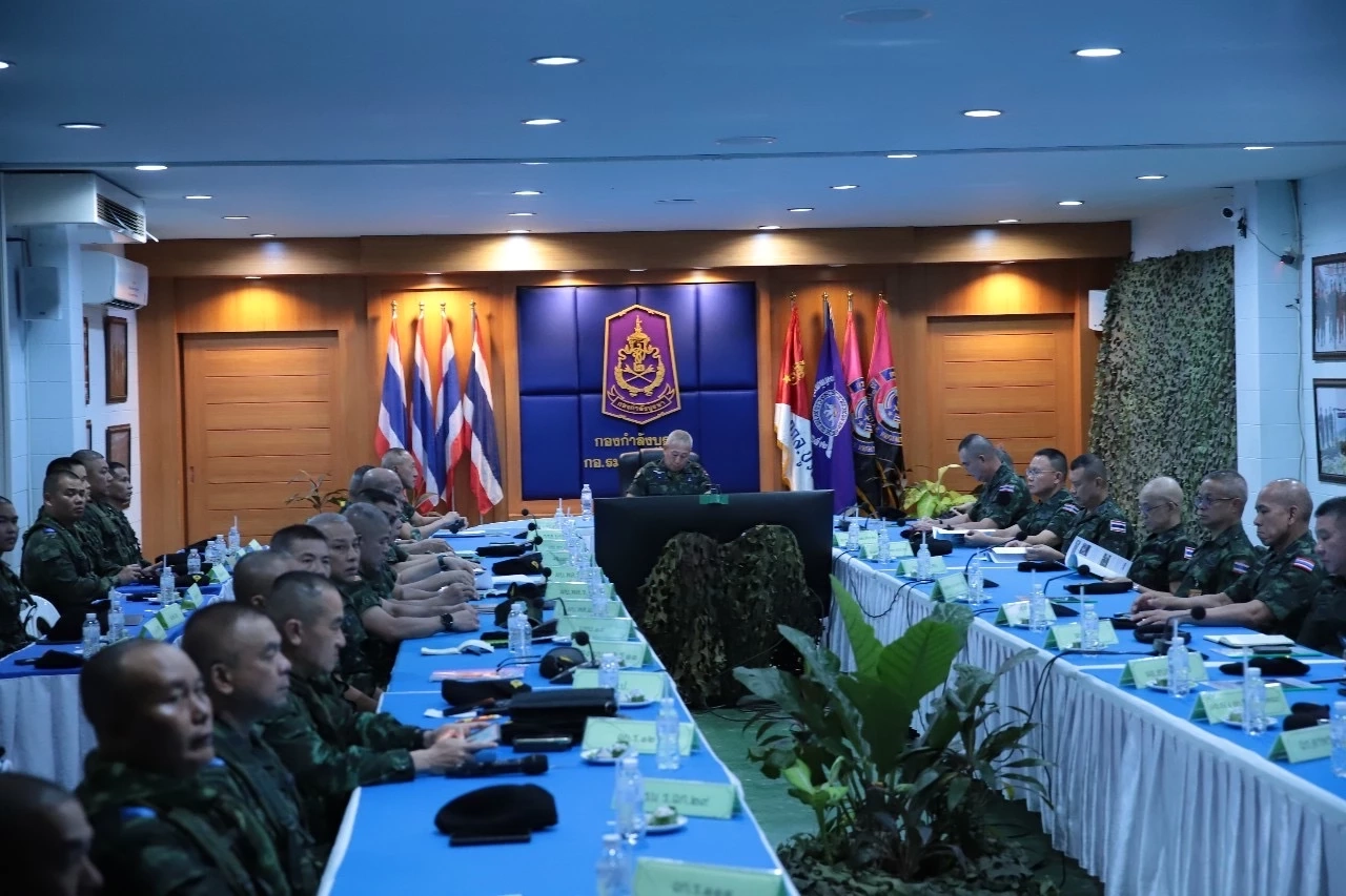 "ผบ.ทบ." ลงพื้นที่ชายแดน สระแก้ว ตรวจความพร้อมปฏิบัติให้สอดคล้องรัฐบาล