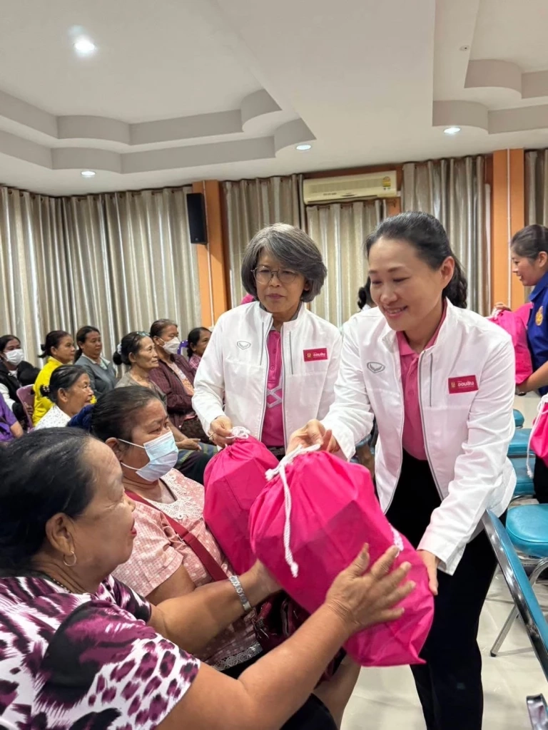 ออมสินมอบถุงยังชีพช่วยเหลือผู้ประสบอุทกภัย อุตรดิตถ์ - พิษณุโลก