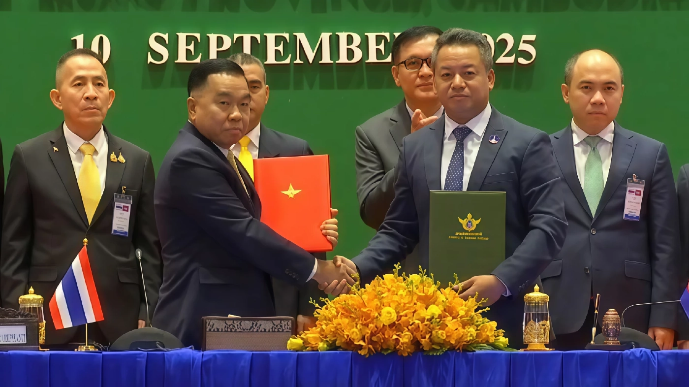 ด่วน! GBC "ไทย-กัมพูชา" เห็นชอบ "ถอนอาวุธหนัก-ร่วมกู้ทุ่นระเบิด-ปราบสแกมเมอร์"