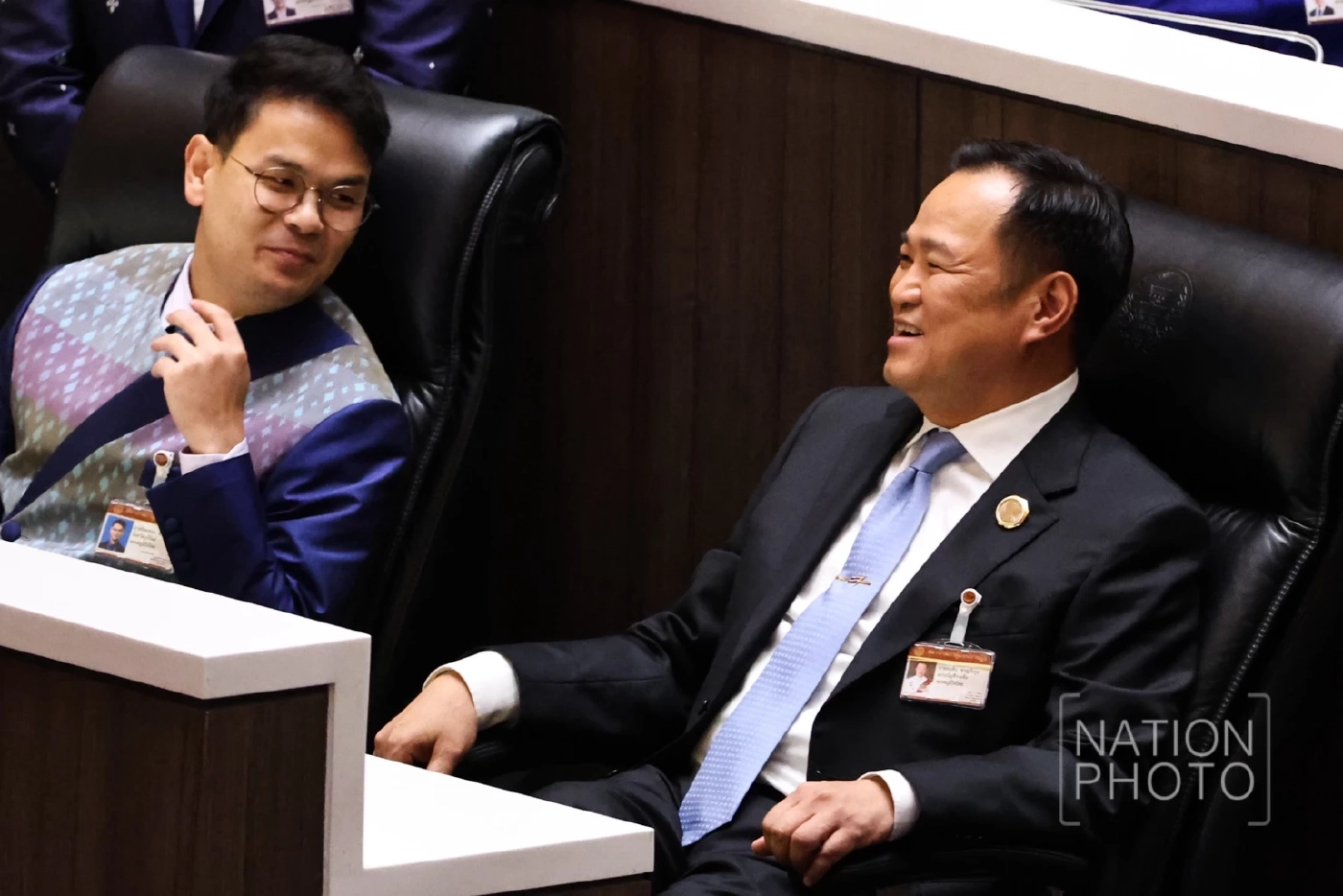 นายอนุทิน ชาญวีรกูล ว่าที่นายกรัฐมนตรี