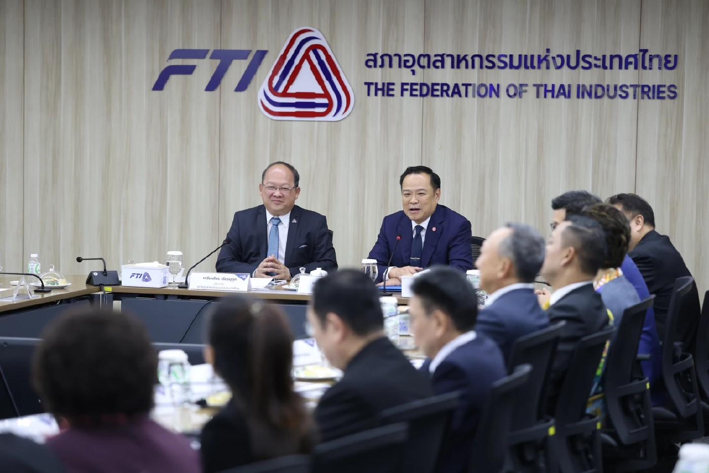 นายกฯ อนุทิน ถก ส.อ.ท. วางโรดแมปดันเศรษฐกิจไทยเข้มแข็ง