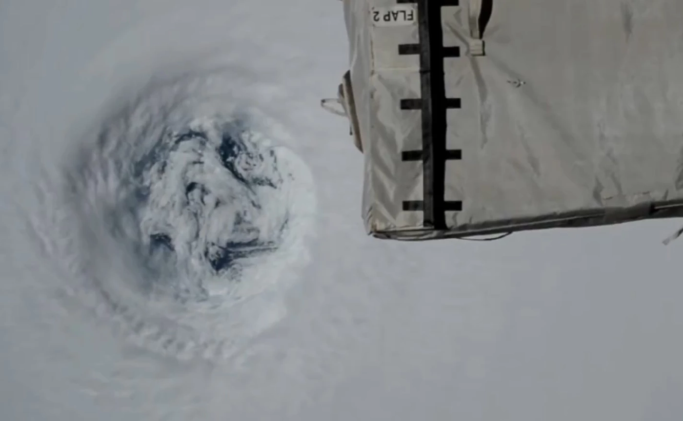 เผยภาพตาพายุ "รากาซา" ฮ่องกง สั่งปิดสนามบิน จีนสั่งอพยพ 4 แสนคน