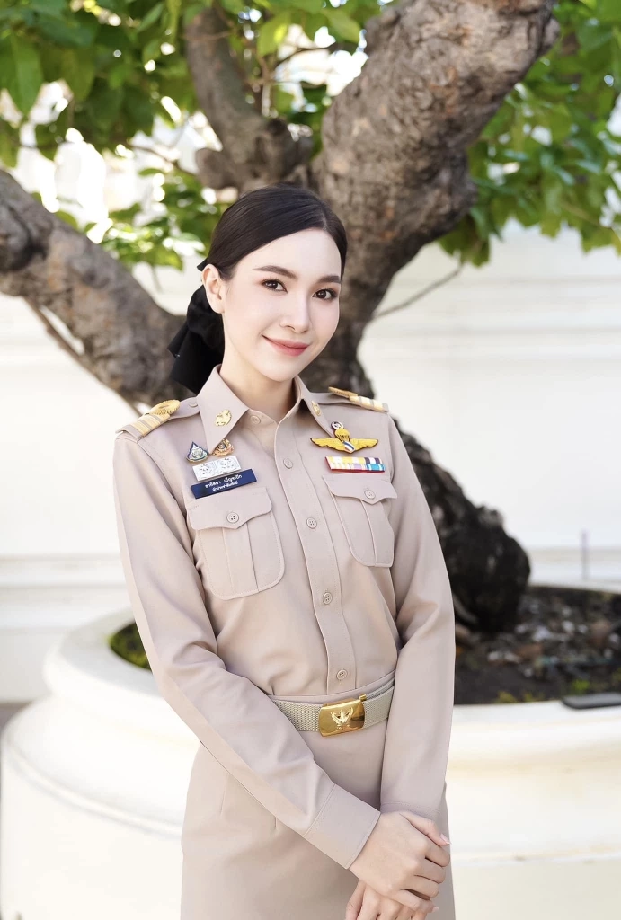 ผู้กองแคท