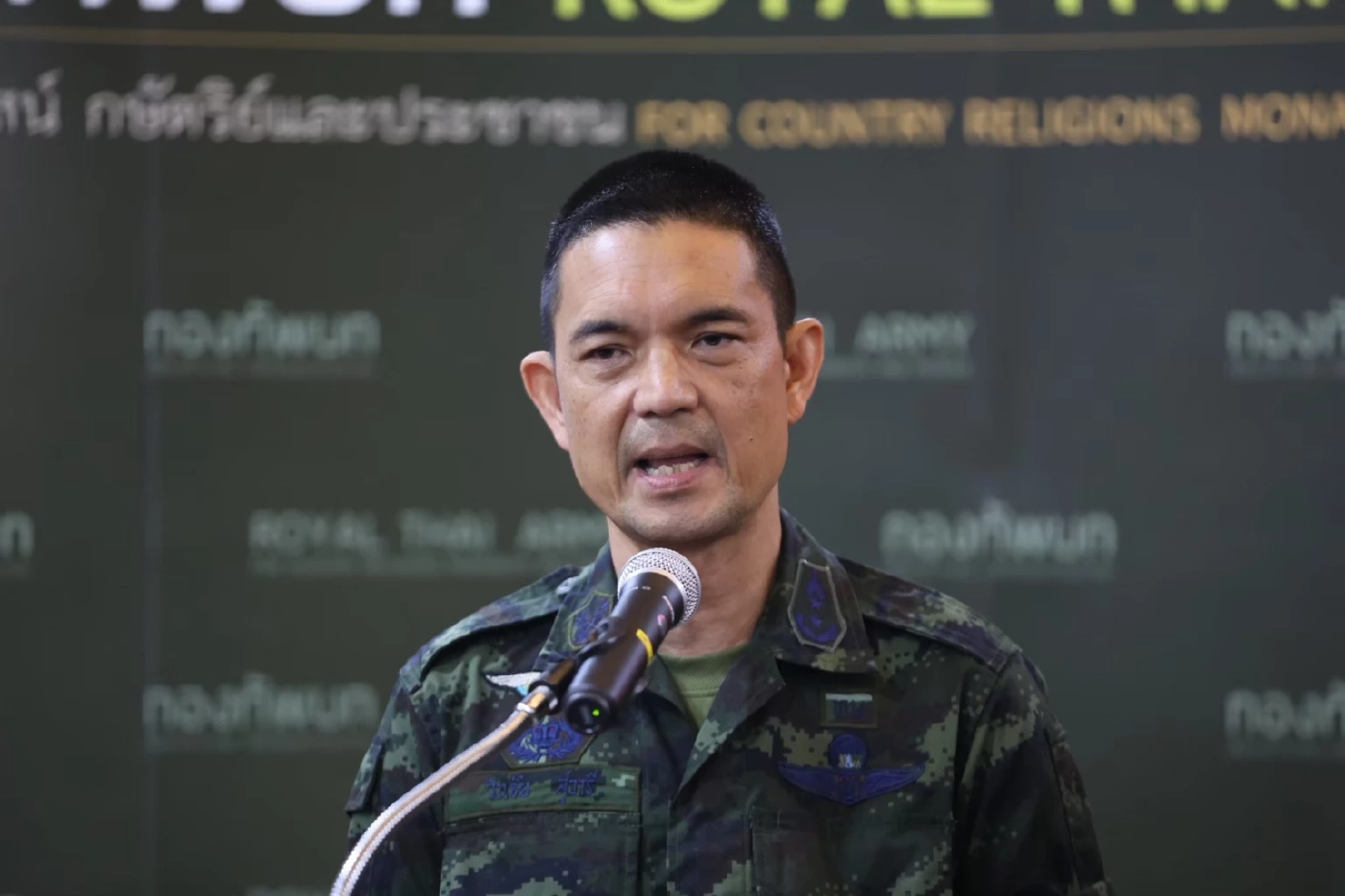 พลตรี วินธัย สุวารี โฆษกกองทัพบก