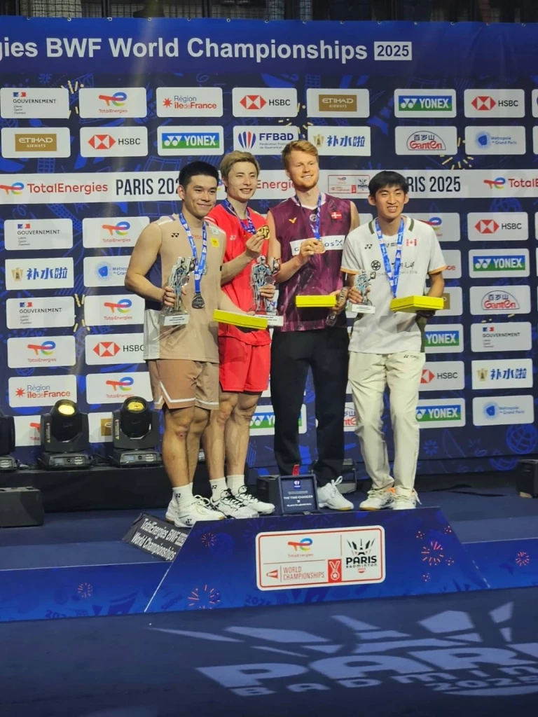 "วิว กุลวุฒิ" พ่าย "ฉี ยู่ฉี" คว้าเหรียญเงินแบดมินตันชิงแชมป์โลกสมัยที่ 3