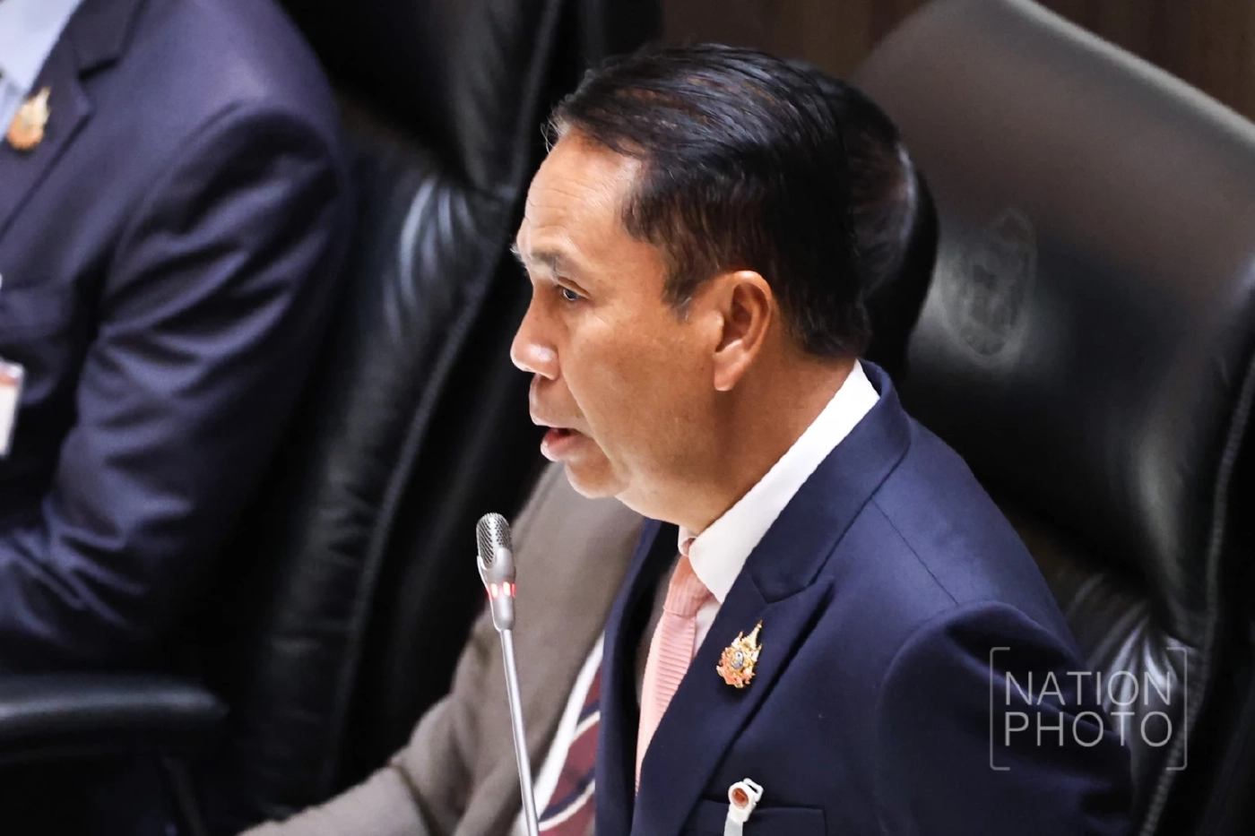 "สุทิน" ชำแหละ "อนุทิน" ไม่สง่างามพัวพัน "คดีฮั้ว สว.-เขากระโดง"