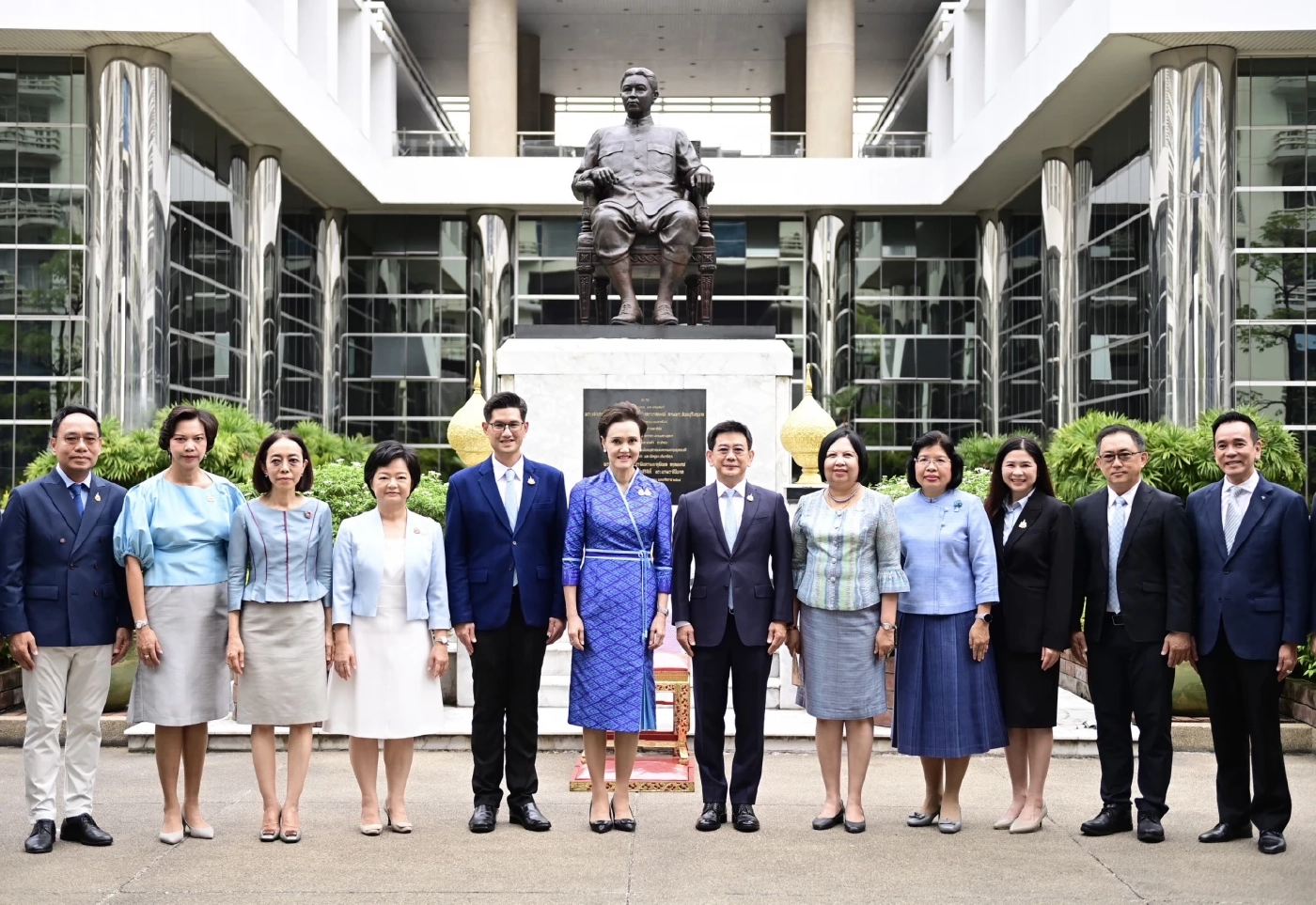 'ศุภจี' เข้ากระทรวงพาณิชย์วันแรก พร้อมลุยภารกิจเร่งด่วน