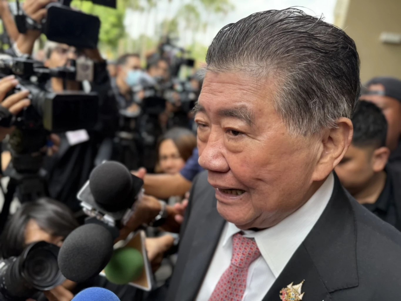 นายภูมิธรรม เวชยชัย ปฎิบัติหน้าที่แทนนายกรัฐมนตรี