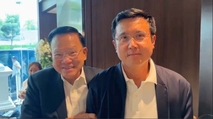 นายสันติ พร้อมพัฒน์-นายชัยวุฒิ ธนาคมานุสรณ์