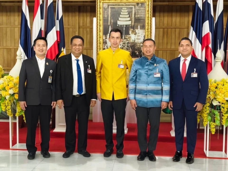 “โกถึก” ร่อนหนังสือลาออกกรรมการบริหารพรรคประชาธิปัตย์