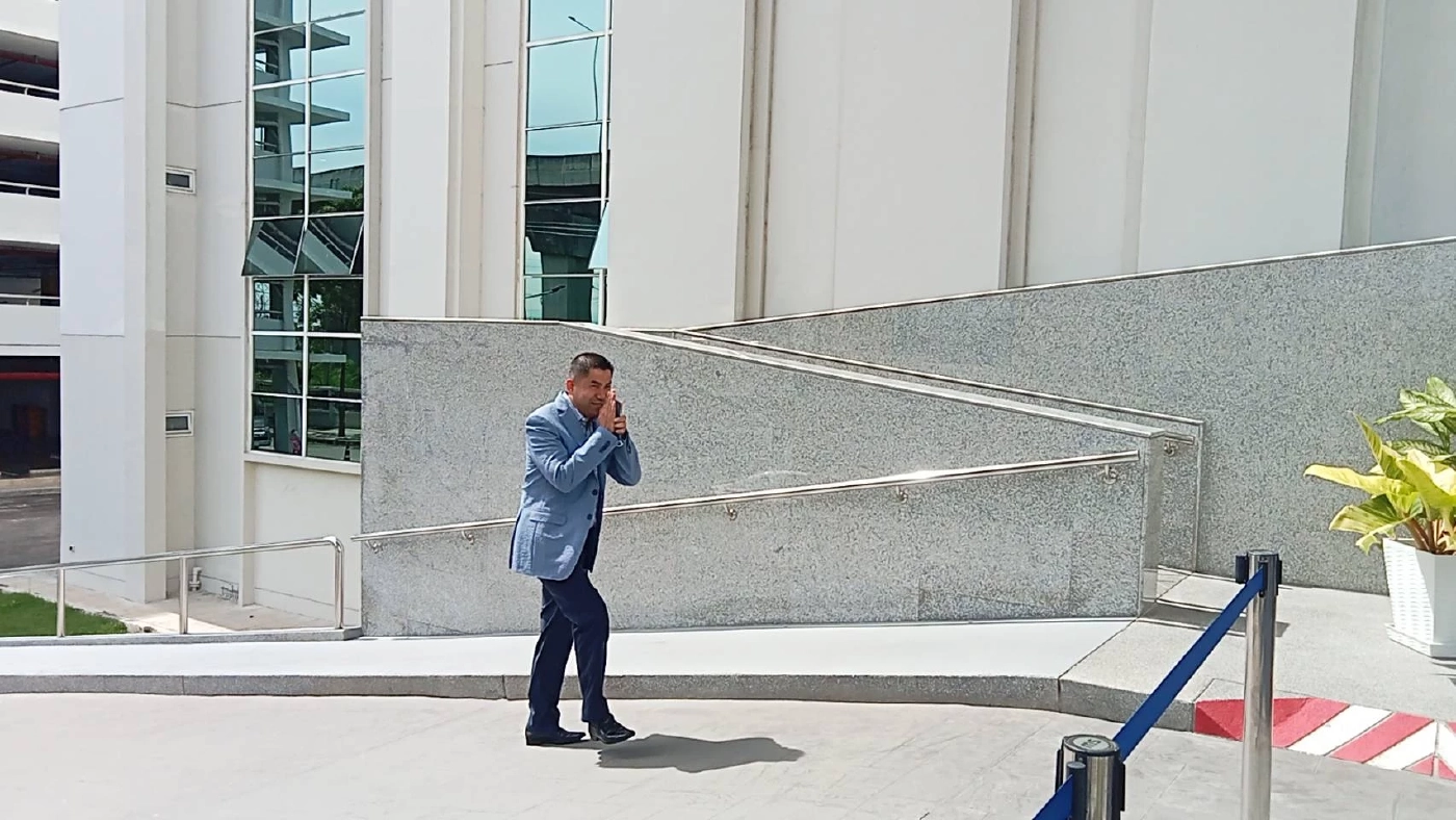 "บิ๊กโจ๊ก" ยื่นฟ้อง "ปธ.ศาลปกครองสูงสุด-ปธ.แผนกฯ" แทรกแซงคดี