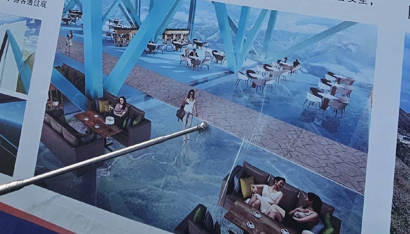 "จีน" เปิดแลนด์มาร์คใหม่ในกุ้ยโจว “สะพานหุบเขาฮัวเจียง”