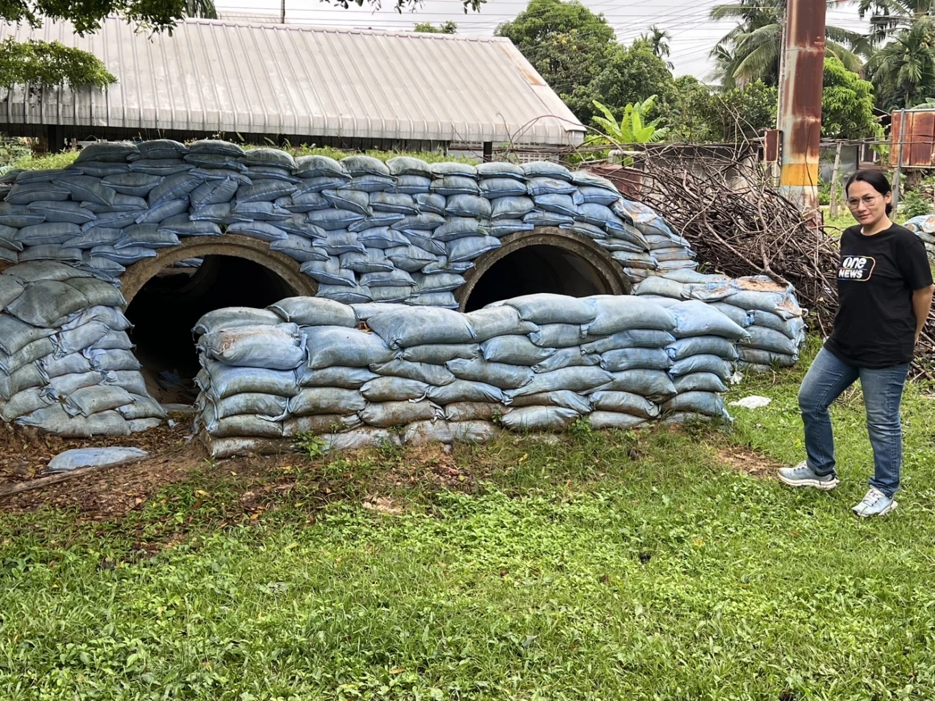 ผู้พิการ-ผู้สูงอายุ รีบใช้สิทธิ์เลือกตั้งซ่อมศรีสะเกษ ตั้งแต่เช้า หวั่นเหตุปะทะชายแดน