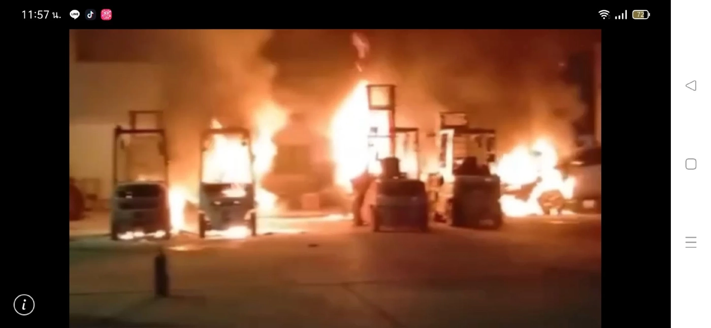 คนร้ายใช้ จยย.บอมบ์ บึ้มป้อม ตร.ปัตตานี เผาโรงงานไม้ยางรือเสาะ