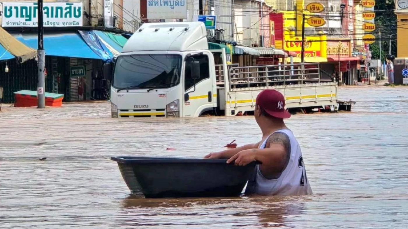 หล่มสักอ่วม! เพชรบูรณ์ น้ำทะลักท่วมหนักในรอบ 10 กว่าปี