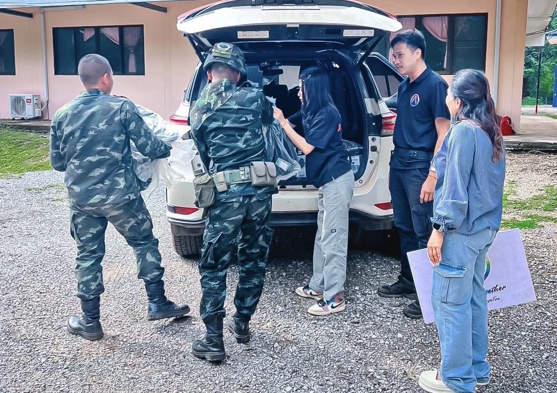 พรรคก้าวอิสระ กระจายจิตอาสาสนับสนุนทหารปกป้องประเทศ