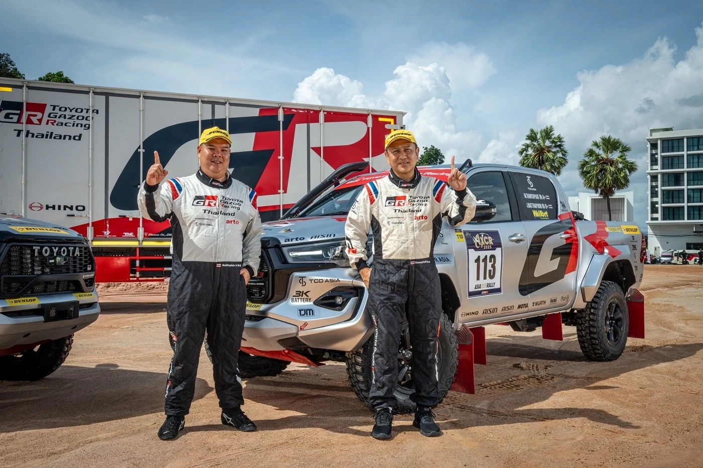 โตโยต้าปลุกพลัง Hilux REVO GR Sport จากสนามแข่ง สู่ Bangkok Auto Salon 2025