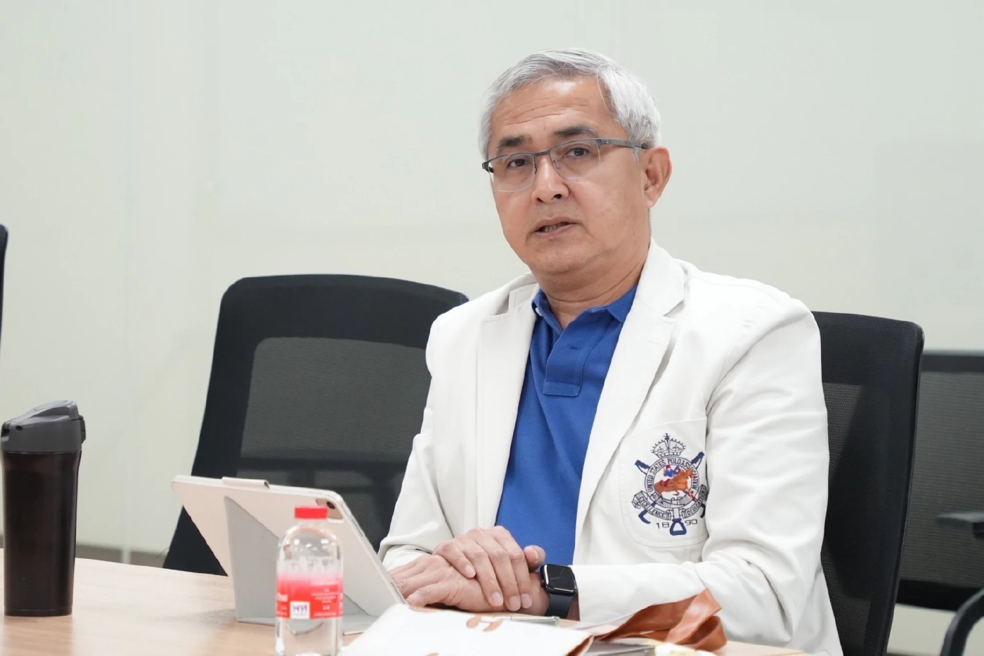 นายก่อแก้ว พิกุลทอง สส.บัญชีรายชื่อพรรคเพื่อไทย