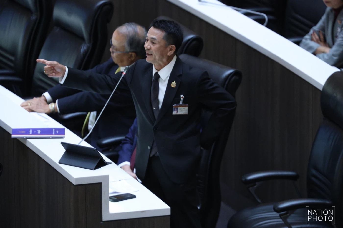 นพ.ชลน่าน ศรีแก้ว สส.จังหวัดน่าน พรรคเพื่อไทย