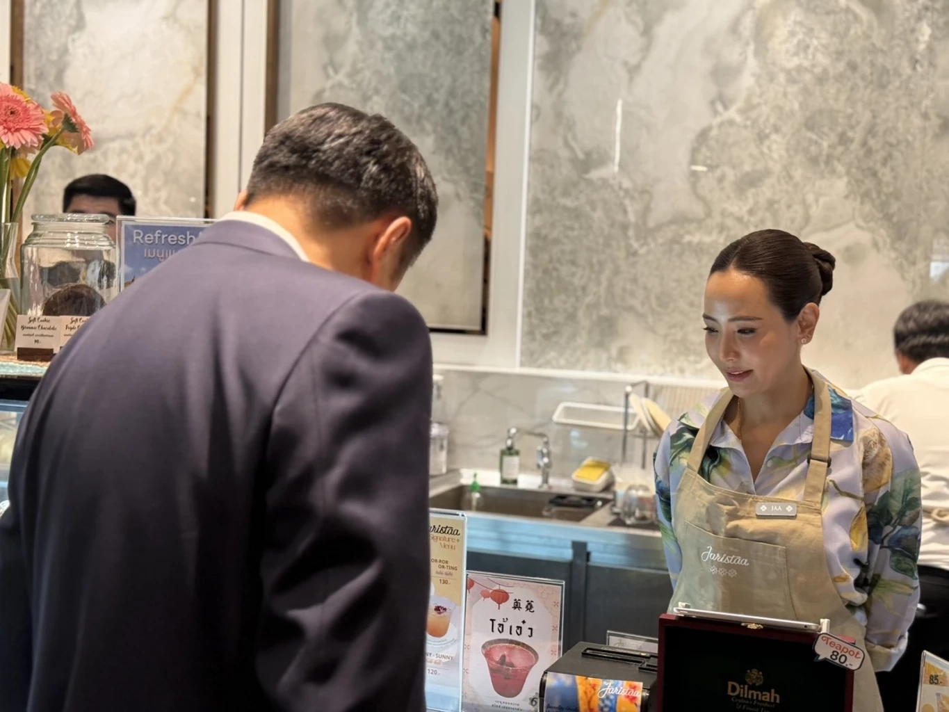 "นายกฯหนู" เปิดตัว "วรภัค ธันยาวงษ์" นั่ง "รมช.คลัง" เผย รู้จักกันมา 30 ปี ไม่เกี่ยงเป็นคนของรัฐบาลเดิม