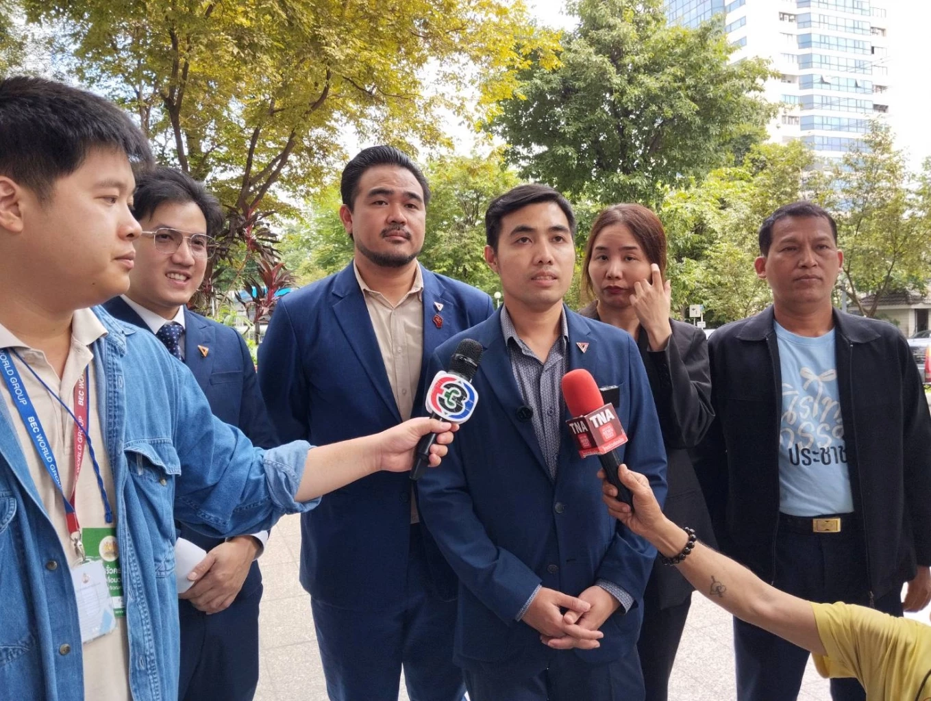 ศาลอาญาสั่งจำคุก 4 ปี "ลูกเกด สส.ปชน." คดี ม.112 ศาลปรานีลดโทษเหลือ 2 ปี 8 เดือน ไม่รอลงอาญา