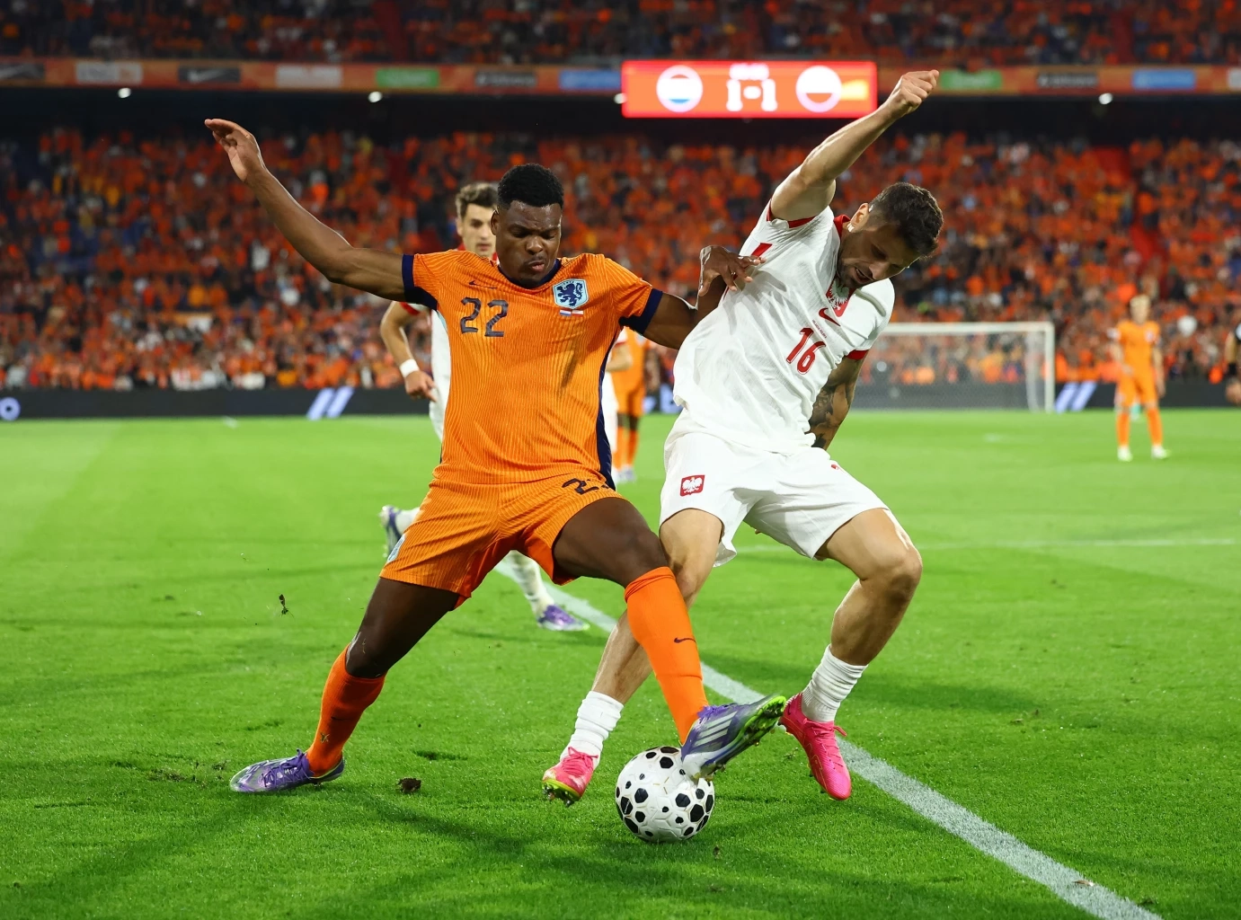 "อินทรีเหล็ก" ช็อกโลก พ่ายสโลวาเกียคาบ้านครั้งแรกในรอบคัดเลือกบอลโลก