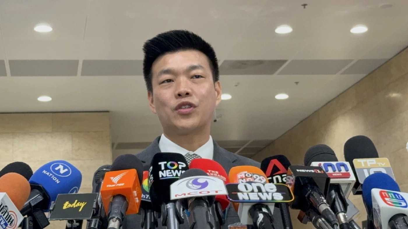 "เท้ง" ผู้นำฝ่ายค้าน ชี้การอภิปรายวันนี้เนื้อหาเข้มข้น โต้ "เพื่อไทย" ไม่หวั่นถูกมองเป็นฝ่าย "ค้ำรัฐบาล"