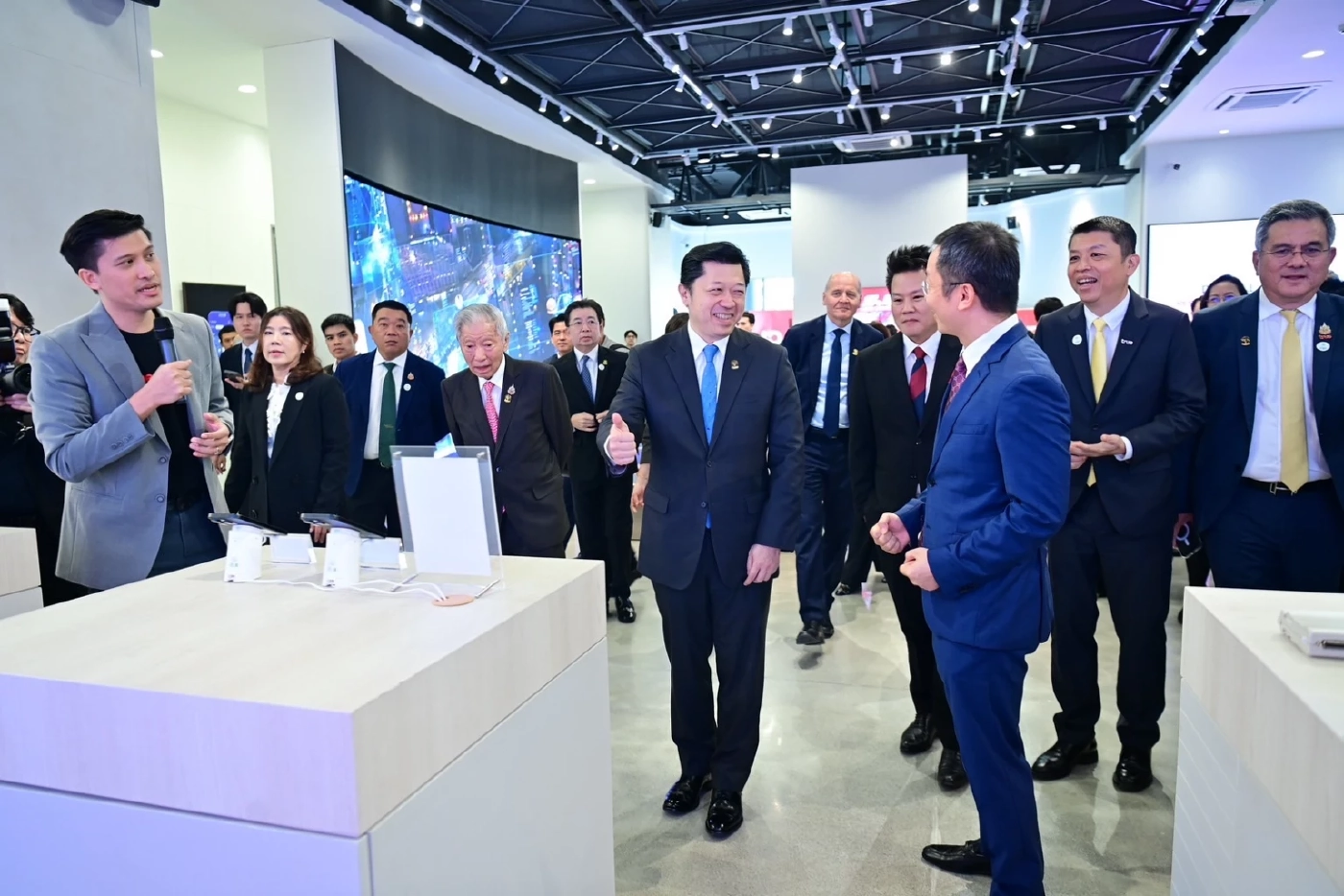 ซีพีจัดงานนวัตกรรมแห่งปี โชว์ AI-หุ่นยนต์สุดล้ำ พร้อมเชิดชู 82 ผลงานยอดเยี่ยม