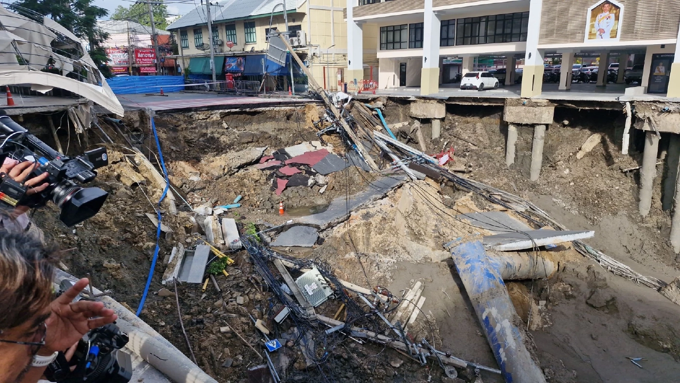 คืนผิวจราจร ถ.สามเสน  8 ต.ค.นี้ หลังเทคอนกรีตปิดช่องโหว่แล้ว