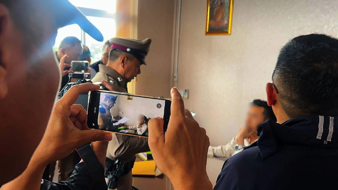 "บิ๊กเต่า" นำทีมรวบ "นายกเล็ก สกลนคร" เรียกรับเงินจากพนักงานจ้างเหมาฯ แลกต่อสัญญาจ้าง