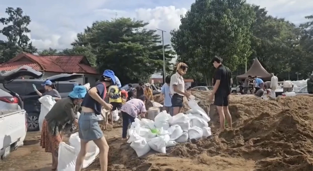 ลุ้นระทึกคืนนี้! มวลน้ำระลอกใหม่มาถึงตัวเมืองเชียงใหม่