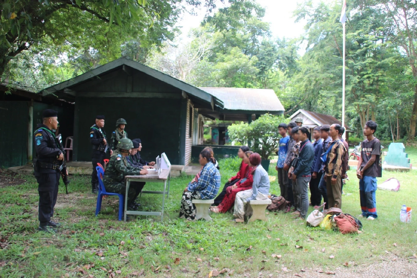 ฉก.คลองหาด จับ 20 กัมพูชาลอบเข้าไทย เหตุเงินไม่พอยาไส้