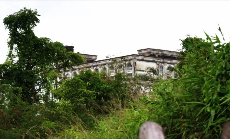 "ผบ.ทร." เร่งกดดัน "กัมพูชา" รื้ออาคาร "กาสิโน" รุกล้ำชายแดน จ.ตราด