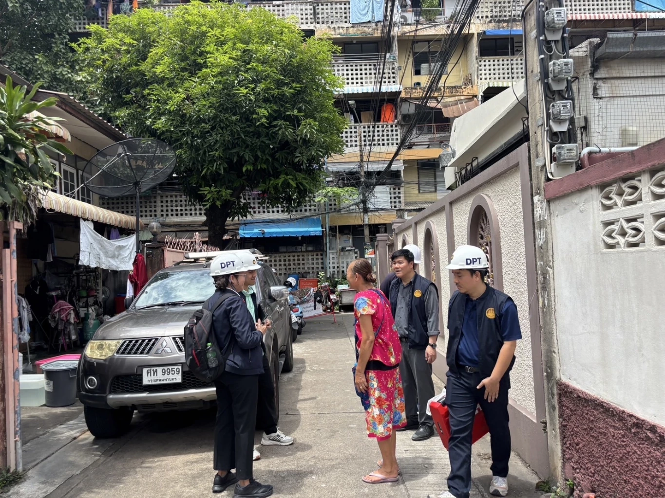 ยผ.ระดมทีมวิศวกรตรวจอาคารรอบเหตุหลุมยุบเพื่อความปลอดภัย